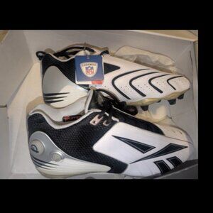 NFL Equipment Reebok The Pump PlayDry White & Blue Football Cleats Shoes Mens 14